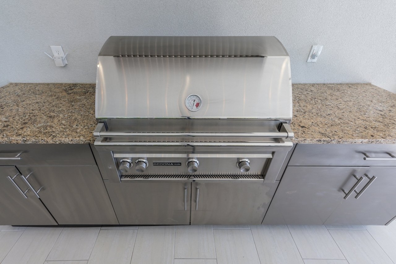 outdoor kitchen grill cover (1)