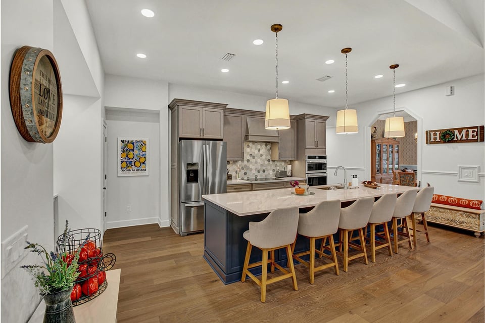 Jax beach kitchen remodel with neutral cabinets and blue island